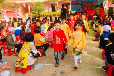 Hội Xuân  – Vui  Hội Trường Ta